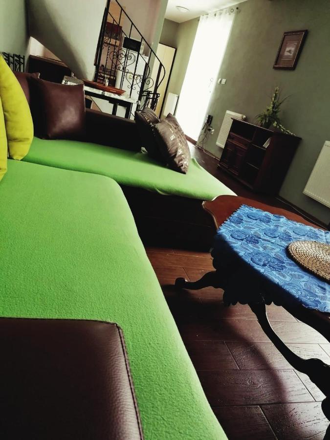 Apartmany Pri Auparku Πιεστάνυ Εξωτερικό φωτογραφία