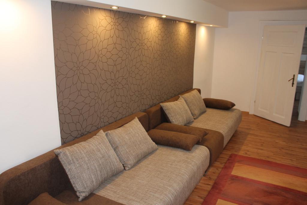 Apartmany Pri Auparku Πιεστάνυ Εξωτερικό φωτογραφία