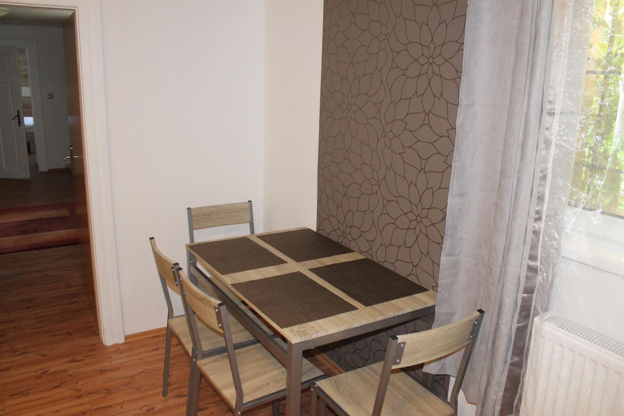 Apartmany Pri Auparku Πιεστάνυ Εξωτερικό φωτογραφία