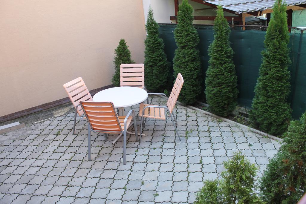 Apartmany Pri Auparku Πιεστάνυ Εξωτερικό φωτογραφία